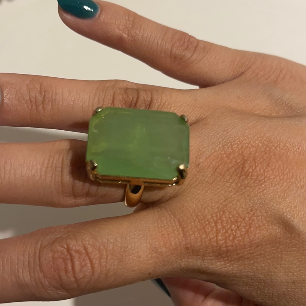 Green ring size 7